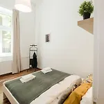 Brand New Ac Appartement Boedapest